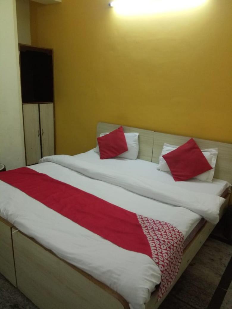 Hotel Kamal Λάκναου Εξωτερικό φωτογραφία