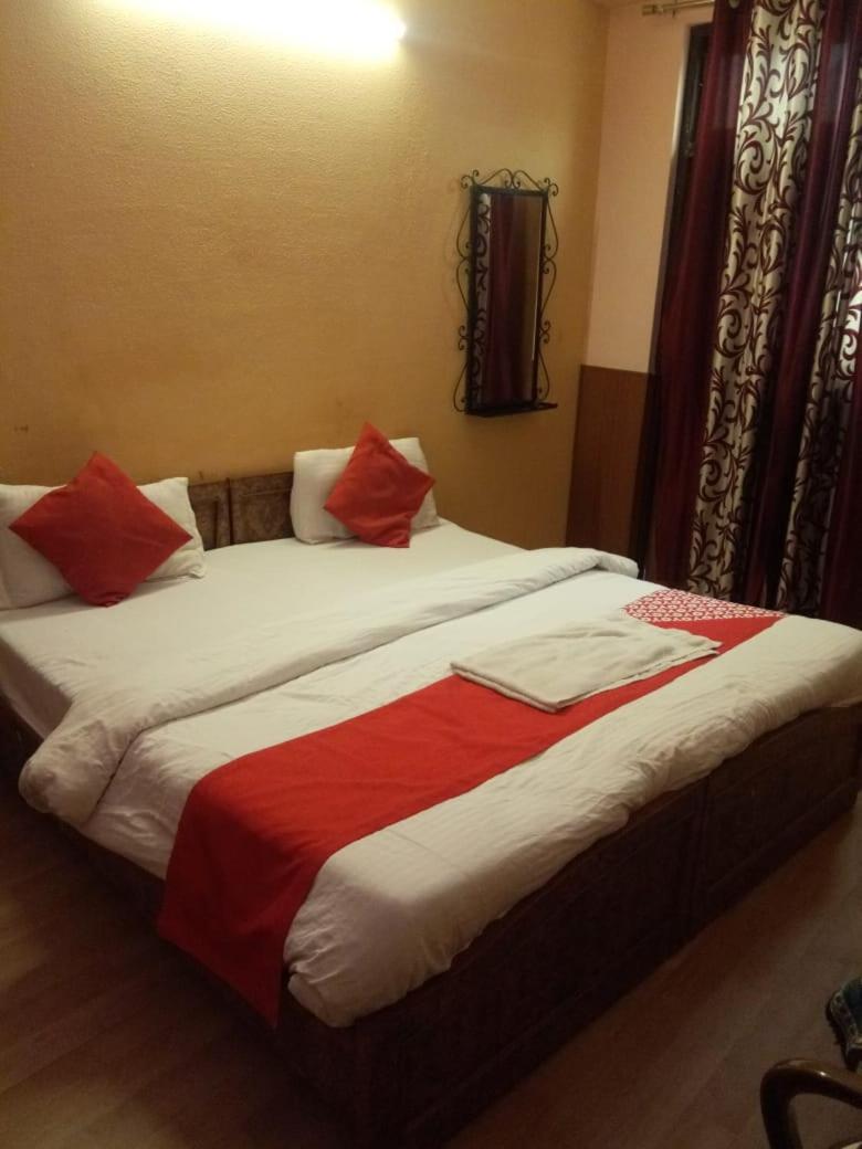 Hotel Kamal Λάκναου Εξωτερικό φωτογραφία